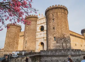 Visita al Maschio Angioino a Napoli: orari, prezzi e consigli