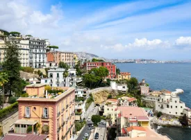 Dove dormire a Napoli: consigli e quartieri migliori dove alloggiare