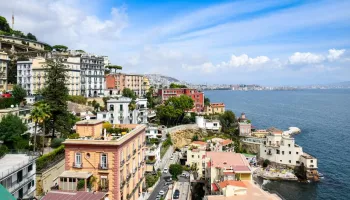 Dove dormire a Napoli: consigli e quartieri migliori dove alloggiare
