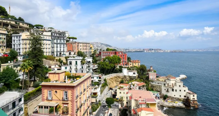 Italia Napoli Spiaggia Acqua Mare