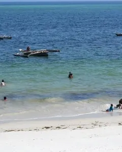 Nialy Beach, Mombasa