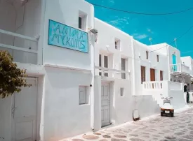 Mykonos: dove si trova, cosa vedere e spiagge più belle