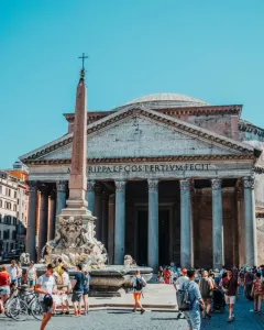 Pantheon, Roma