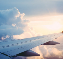 Paura di volare: ecco i rimedi naturali per vincere la paura dell'aereo