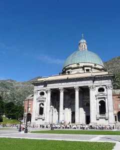 Santuario di Oropa e borghi del Biellese