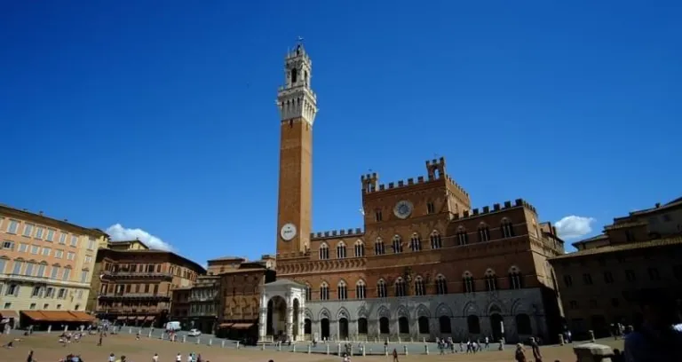 piazza del campo siena