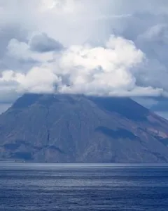 Spiaggia di Scari, Stromboli