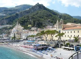 Amalfi: cosa vedere, dove mangiare e cosa fare la sera