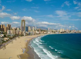 Cosa vedere a Benidorm: spiagge, attrazioni e itinerario consigliato