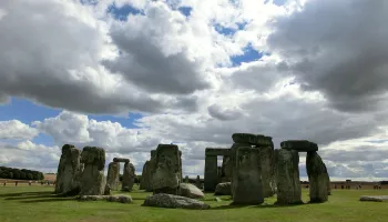 Raggiungere Stonehenge da Londra: come arrivare in bus o treno