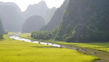 Tam Coc, Hoa Lu e grotte di Mua