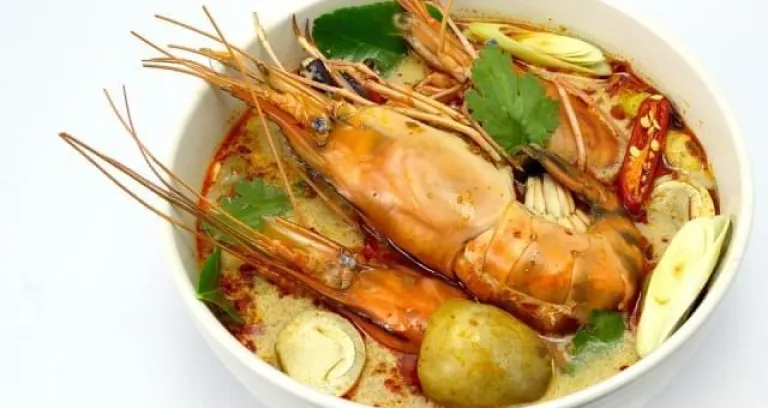 tom yum goong