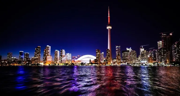 Toronto Citta Cn Tower Skydome