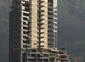 La Torre di David a Caracas: una baraccopoli in un grattacielo
