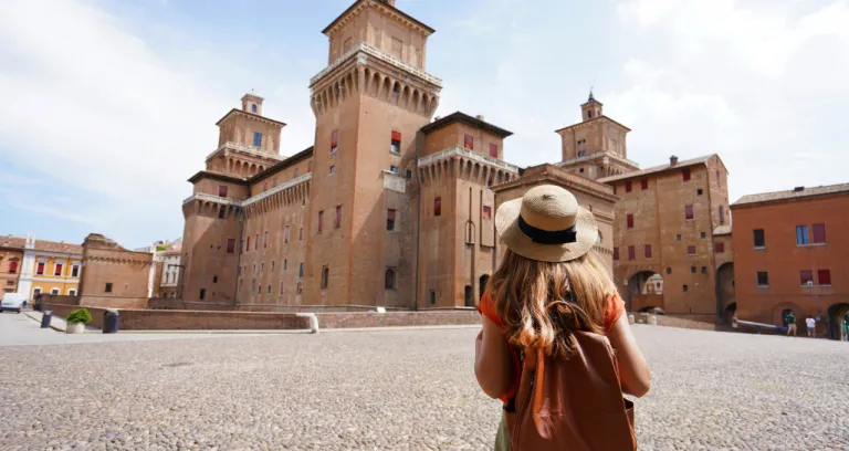 Travel Italy Rear View Traveler Girl Walking Towards Este Castle Castello Estense Ferrara Italy