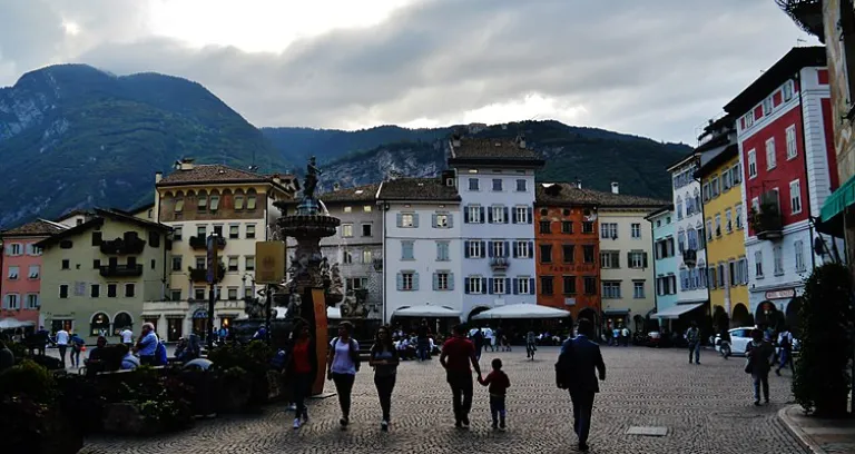 Trento Piazza Del Duomo 7