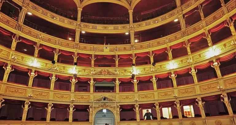 Triest Teatro Verdi Innen 1