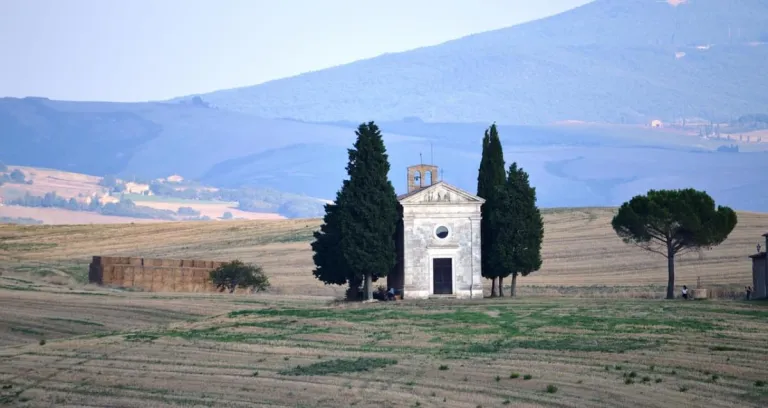 Val D Orcia Toscana Tuscany Chiesa