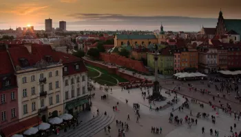 Vita notturna a Varsavia: locali e quartieri della movida