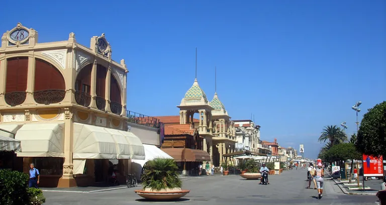 Viareggio Passeggiata A Mare 2