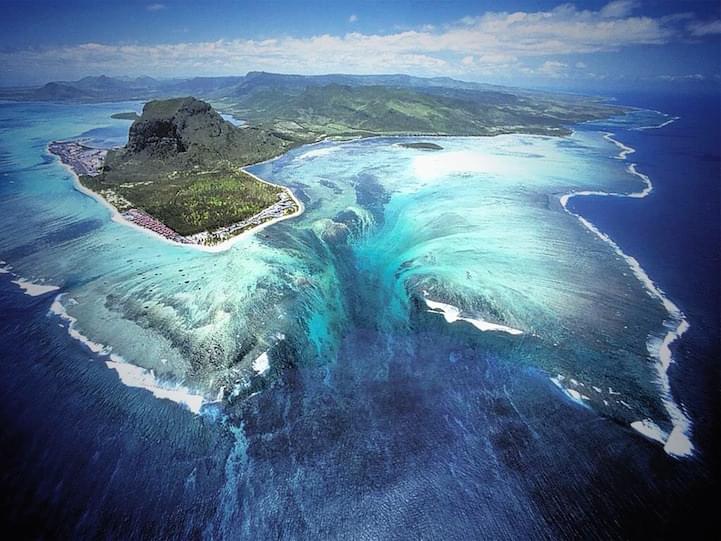 03 cascate sottomarine mauritius