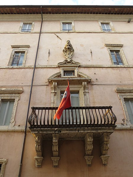 04 palazzo vallemani via san francesco assis 1