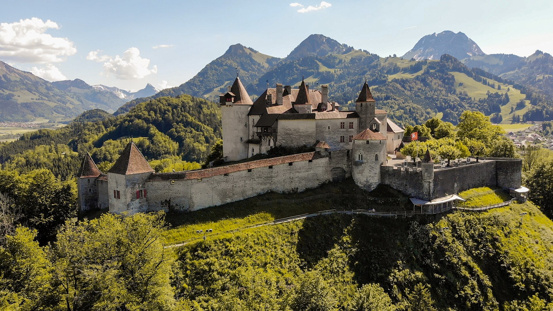 12 chateau de gruyeres photo by giles laurent