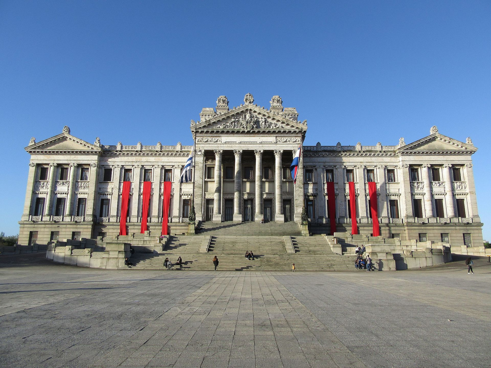 2016 fachada del palacio legislativo de montevideo