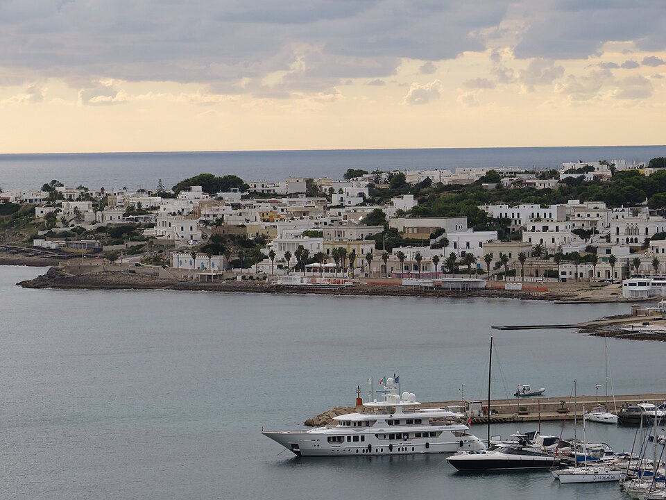 35 lungomare cristoforo colombo santa maria di leuca des de punta meliso