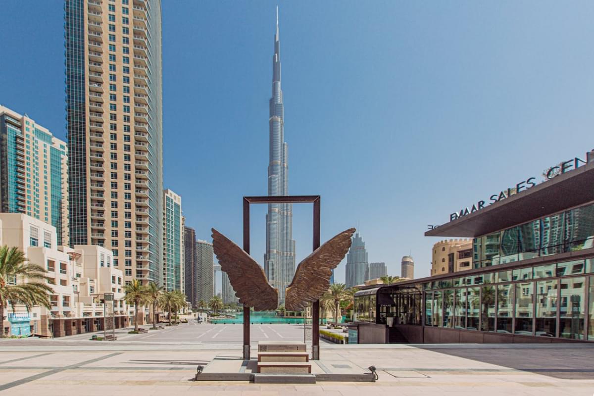 a view of the burj khalifa in dubai