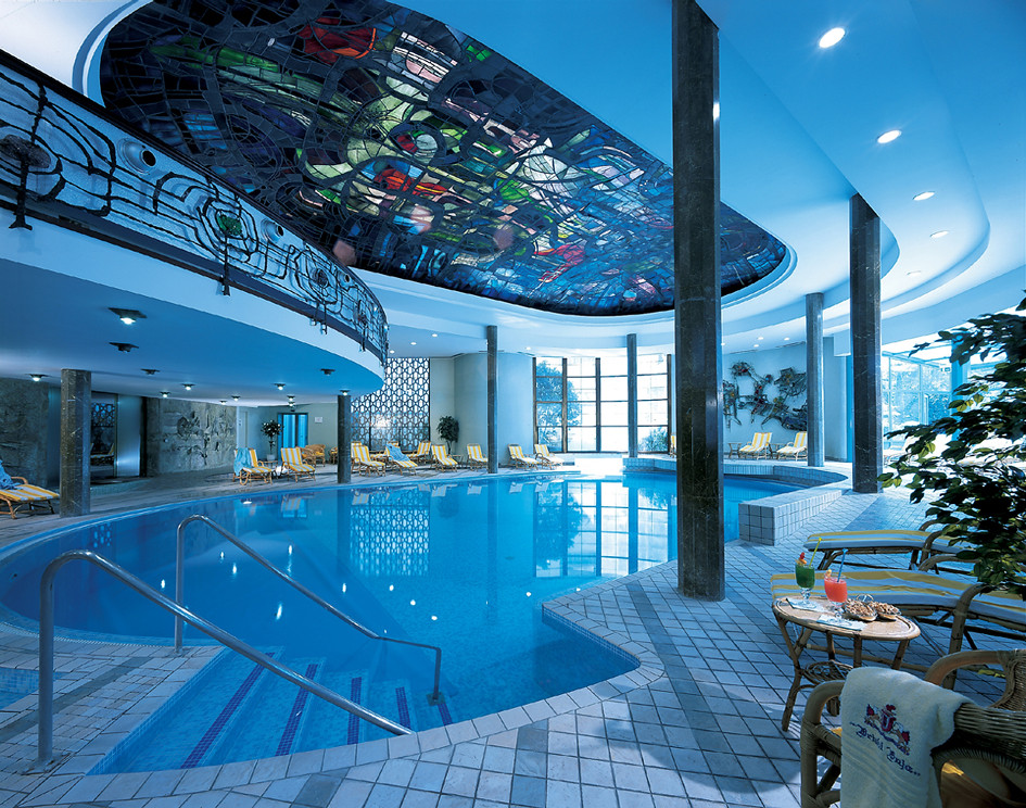 abano terme hotel bristol buja piscine coperte italy travel experience