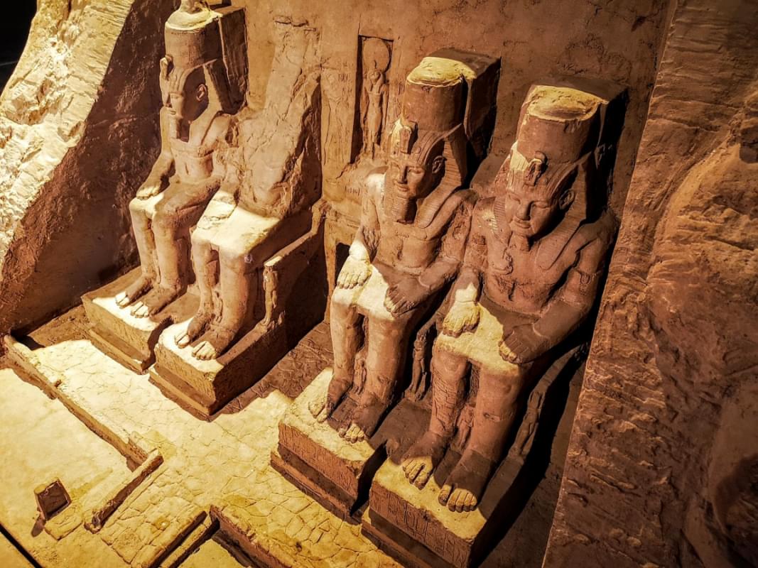abu simbel abusimbel egitto tempio