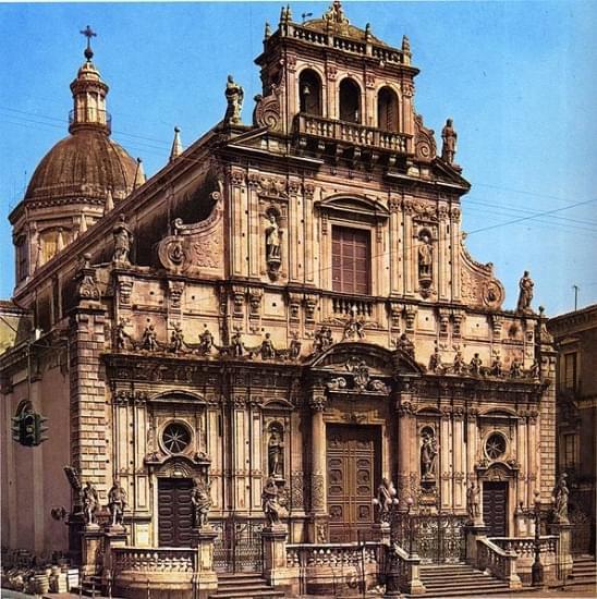 acireale facciata del duomo