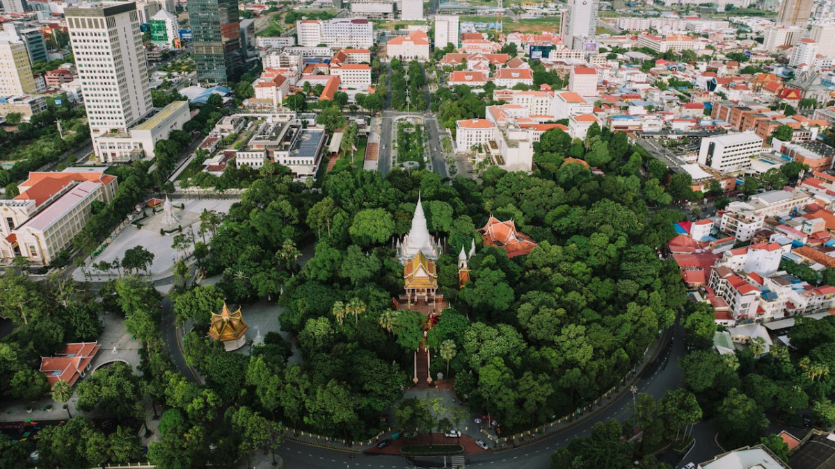 aerial view of wat phnom doun penh phnom penh cambodia 1