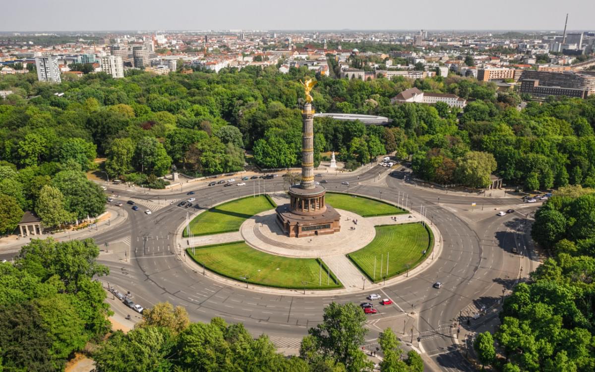 aerial view victory column berlin