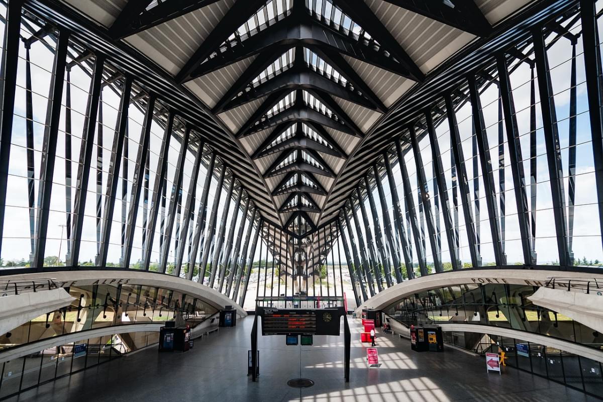 aeroporto lione francia