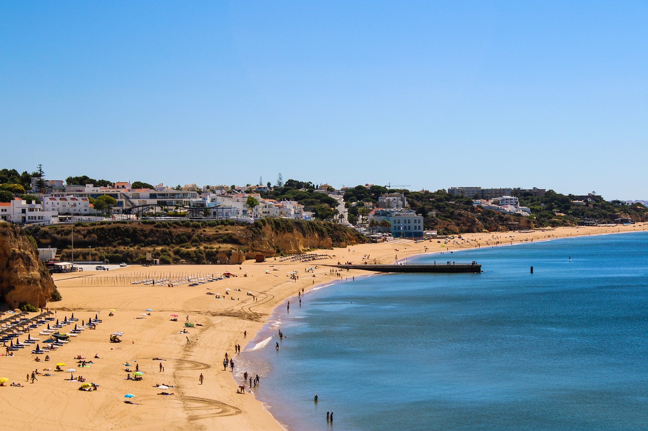 albufeira algarve le portugal oc c3 a9an