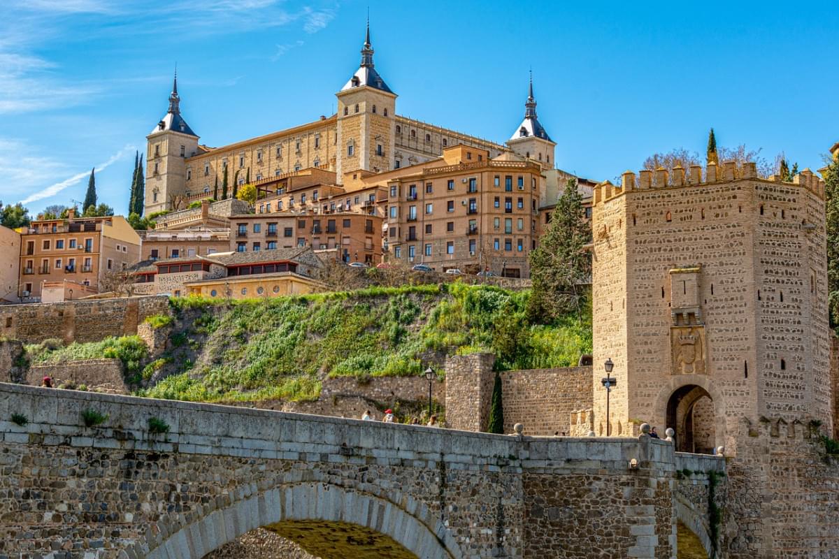 alcazar ponte toledo spagna 1