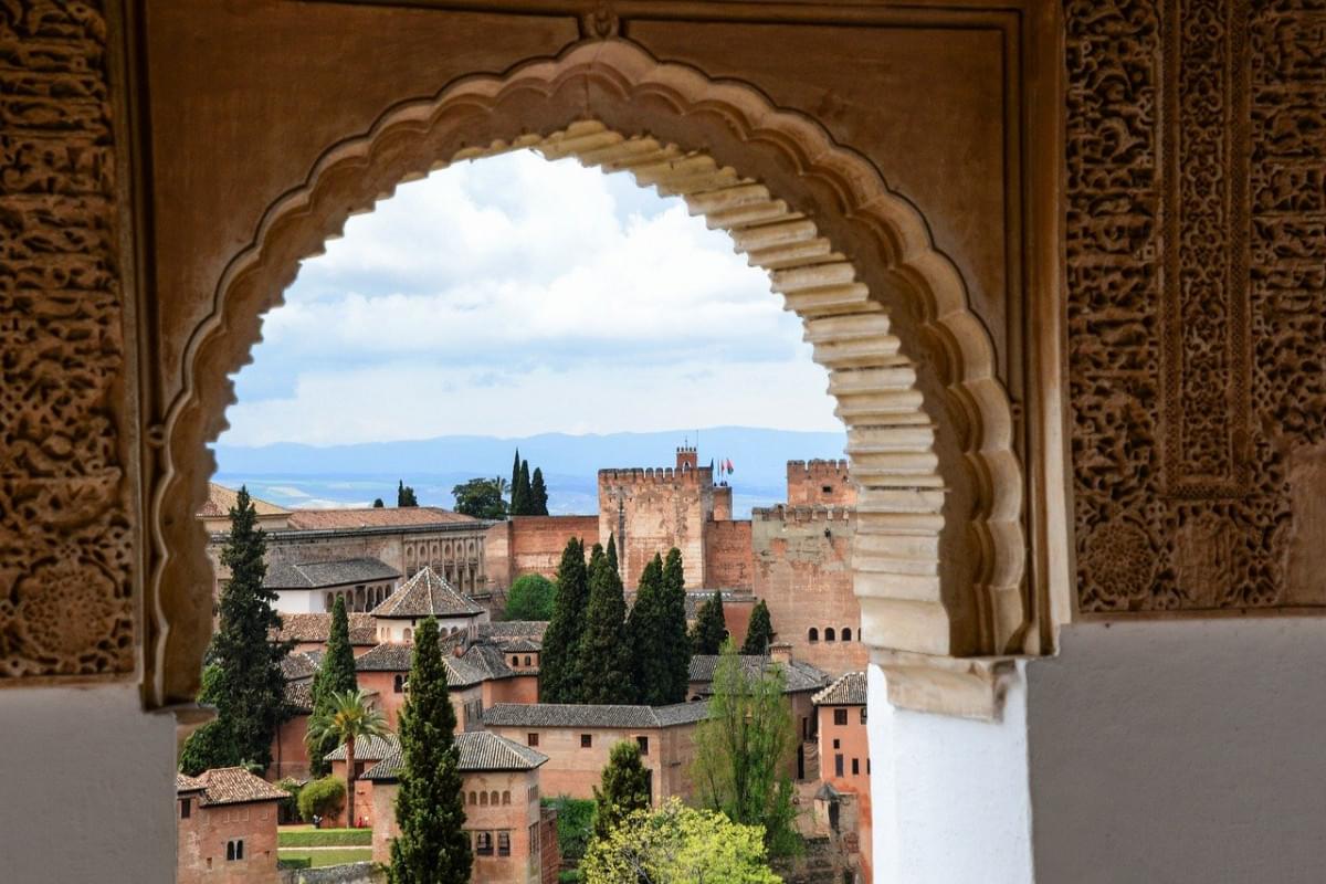 alhambra granada andalusia finestra 2 1