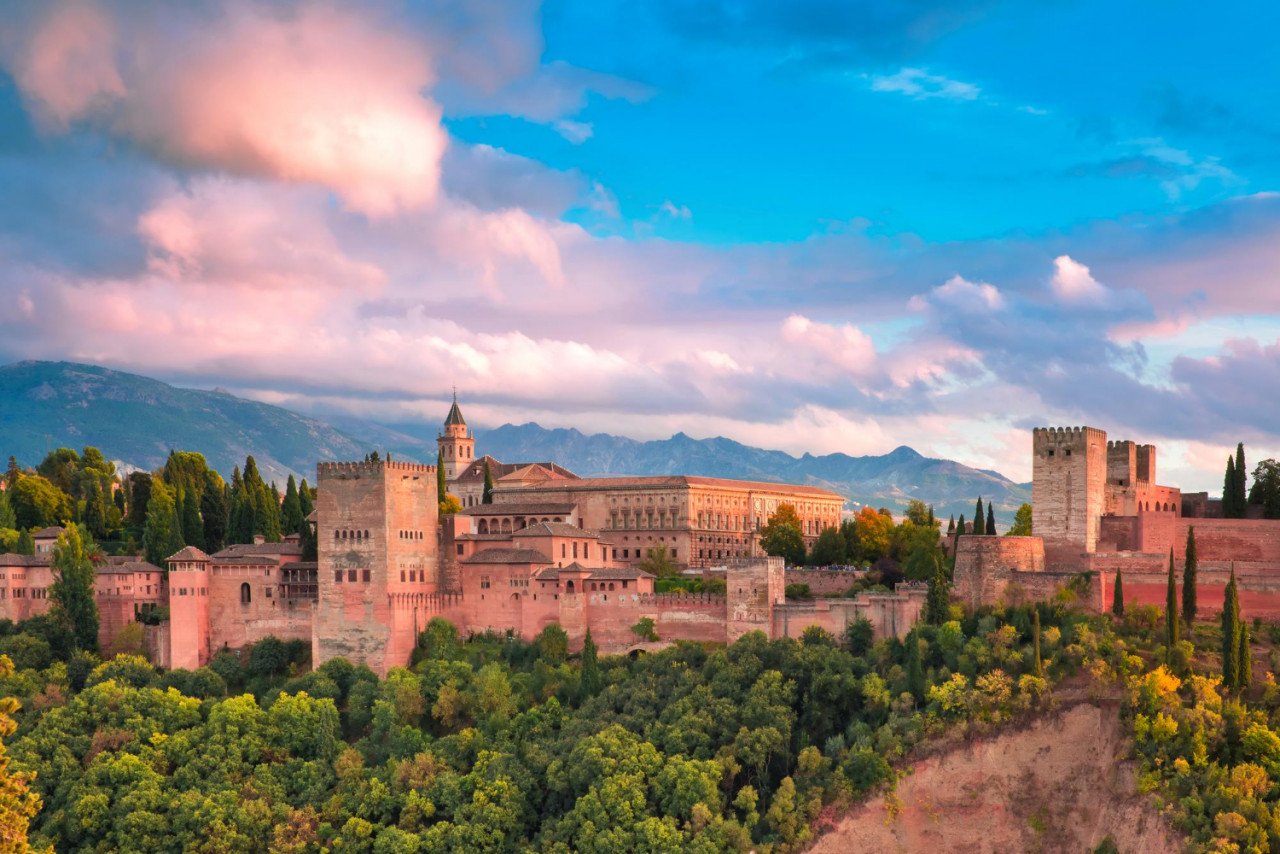 alhambra sunset granada andalusia spain