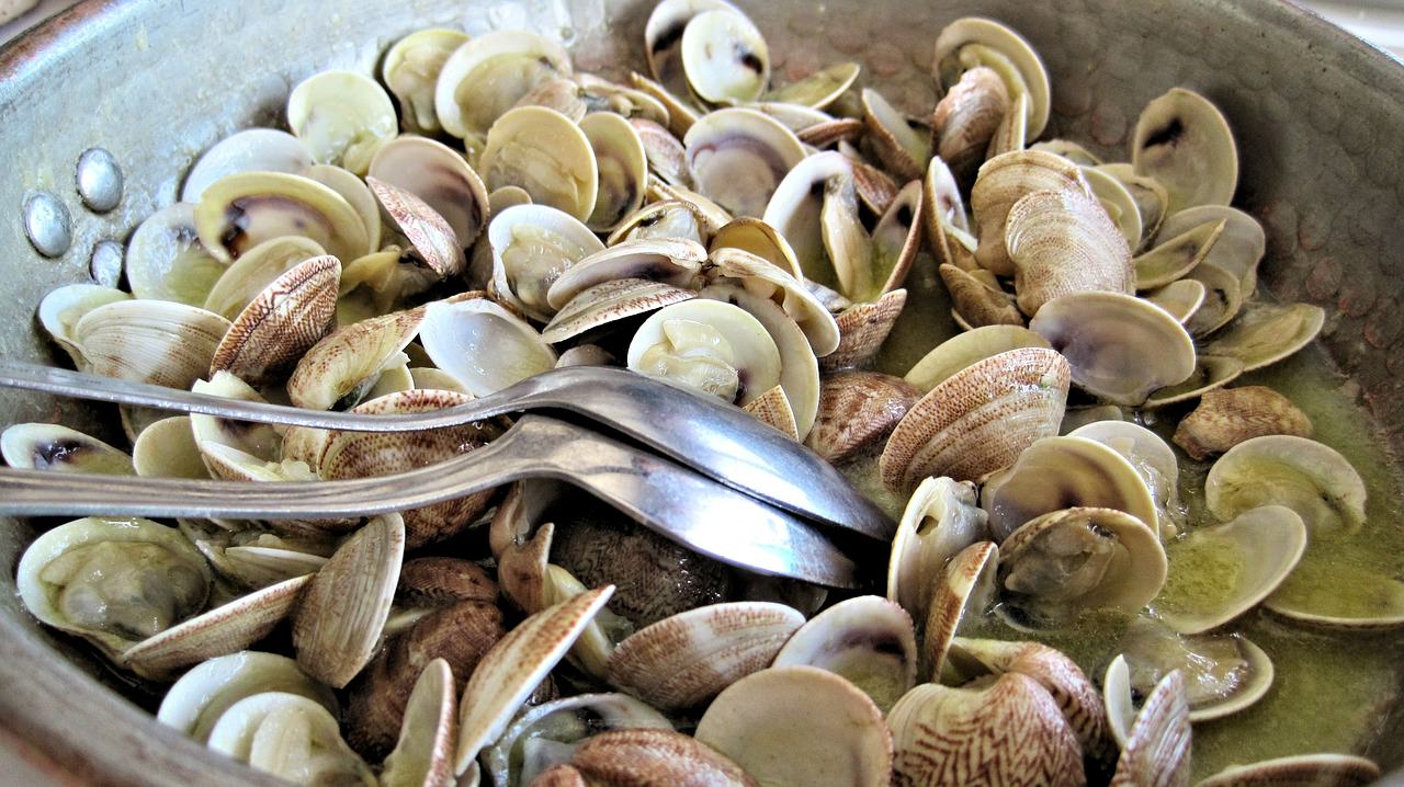 le saporite vongole alla portoghese, le ameijoas com alho