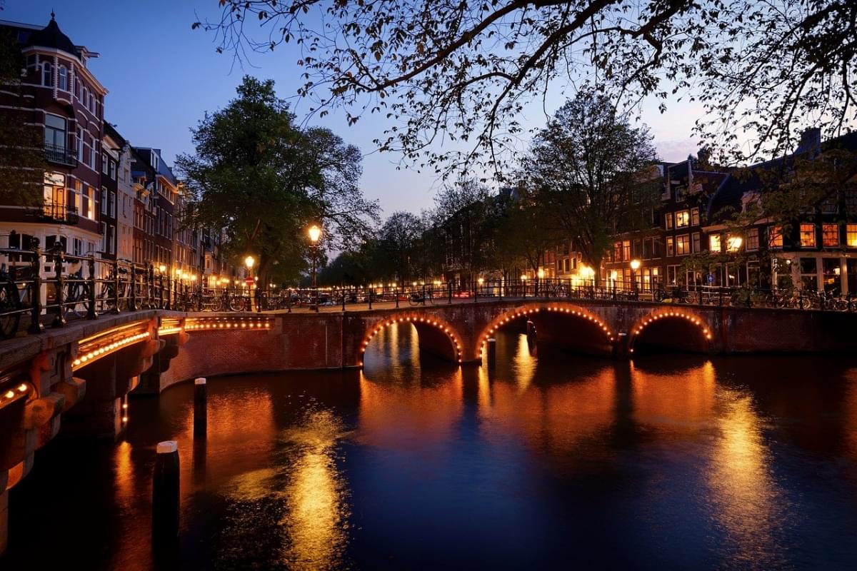 amsterdam ponte canale citta notte