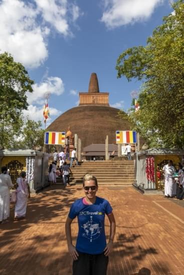 anuradhapura stupa travel365