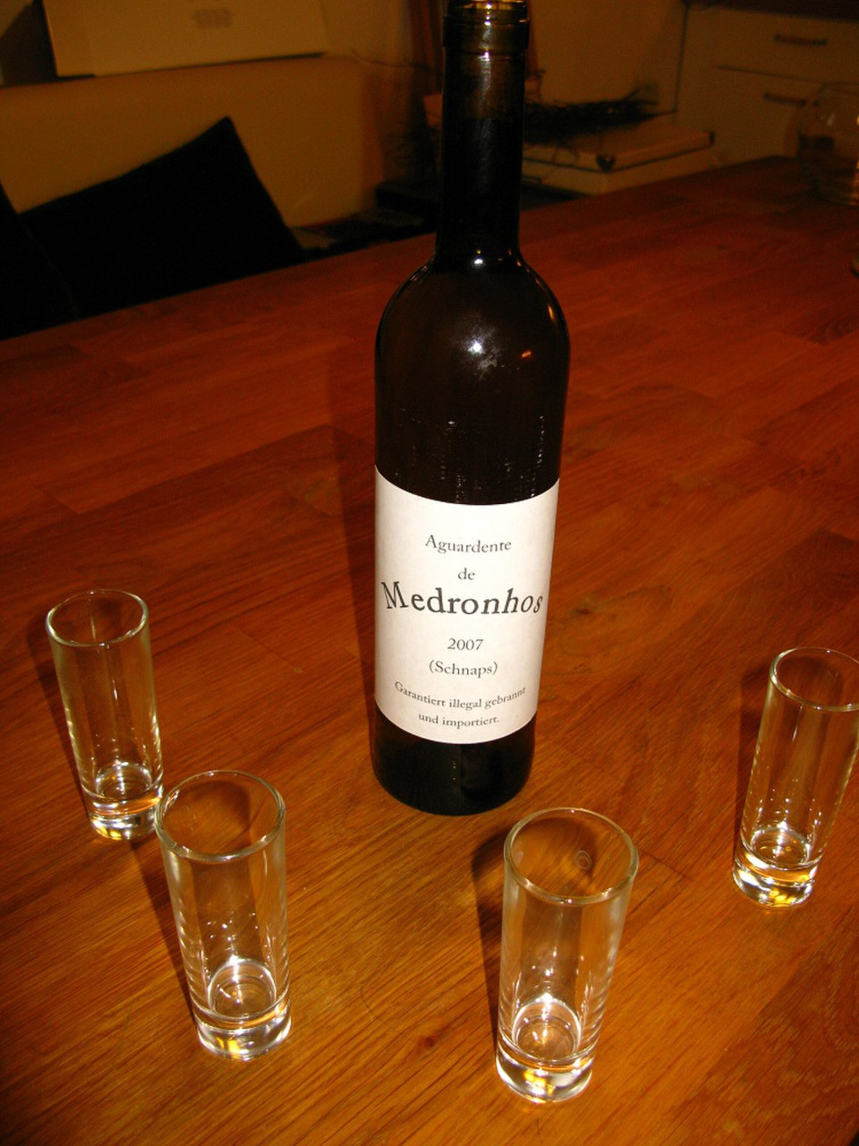 aquardentedemedronhosselbstgebrannt
