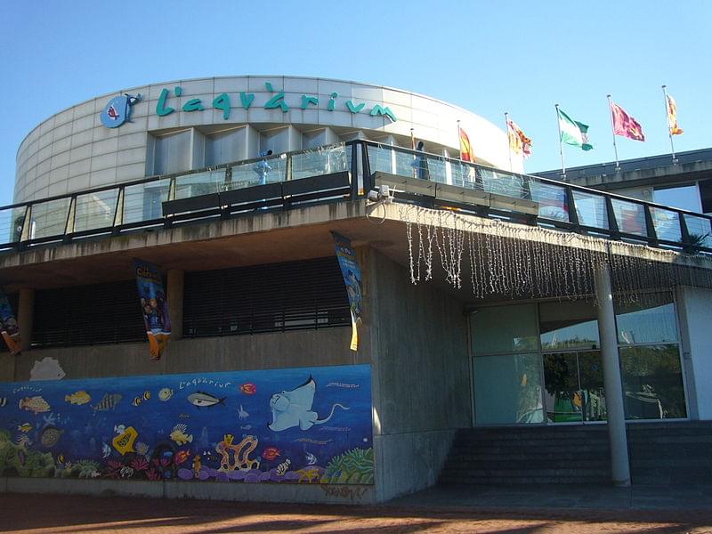 aquarium barcelona building