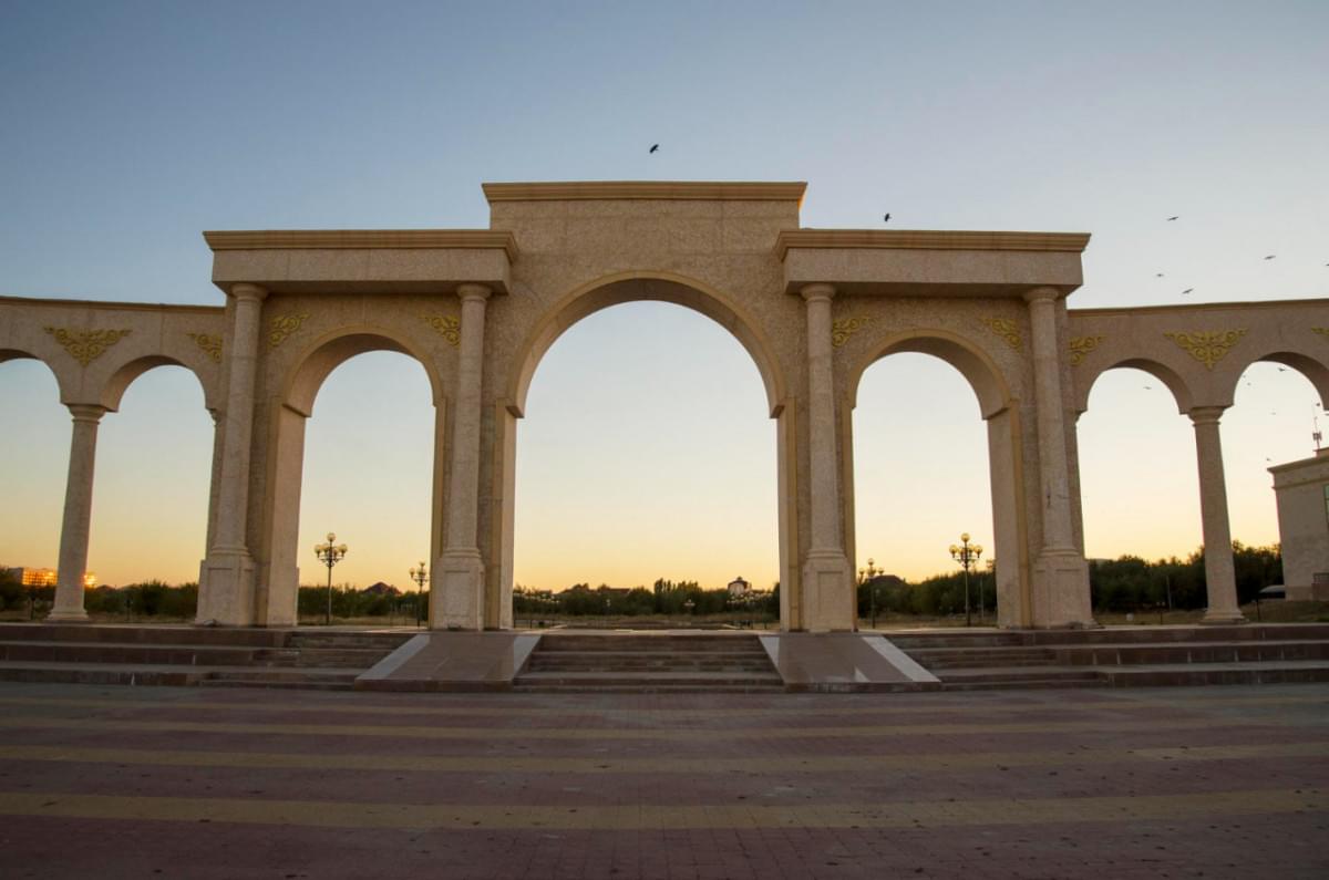 arch city aktobe central square