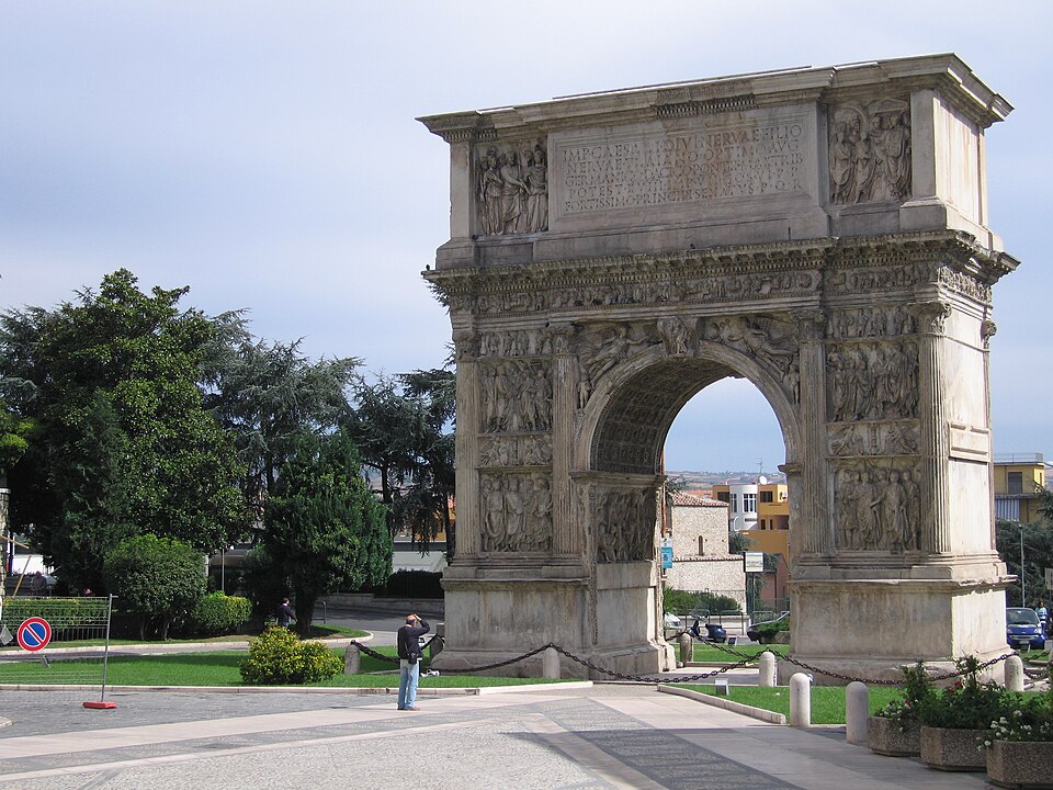 arch of trajan benevento