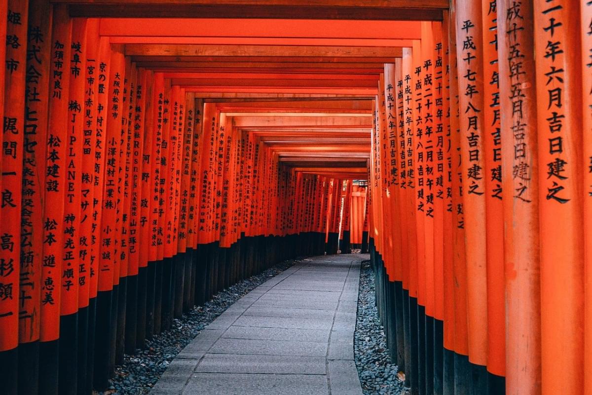 architettura giappone kyoto fushimi inari taisha