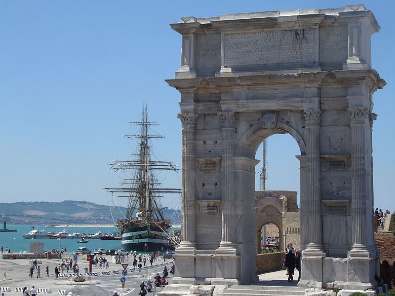 arco di traiano ancona 23