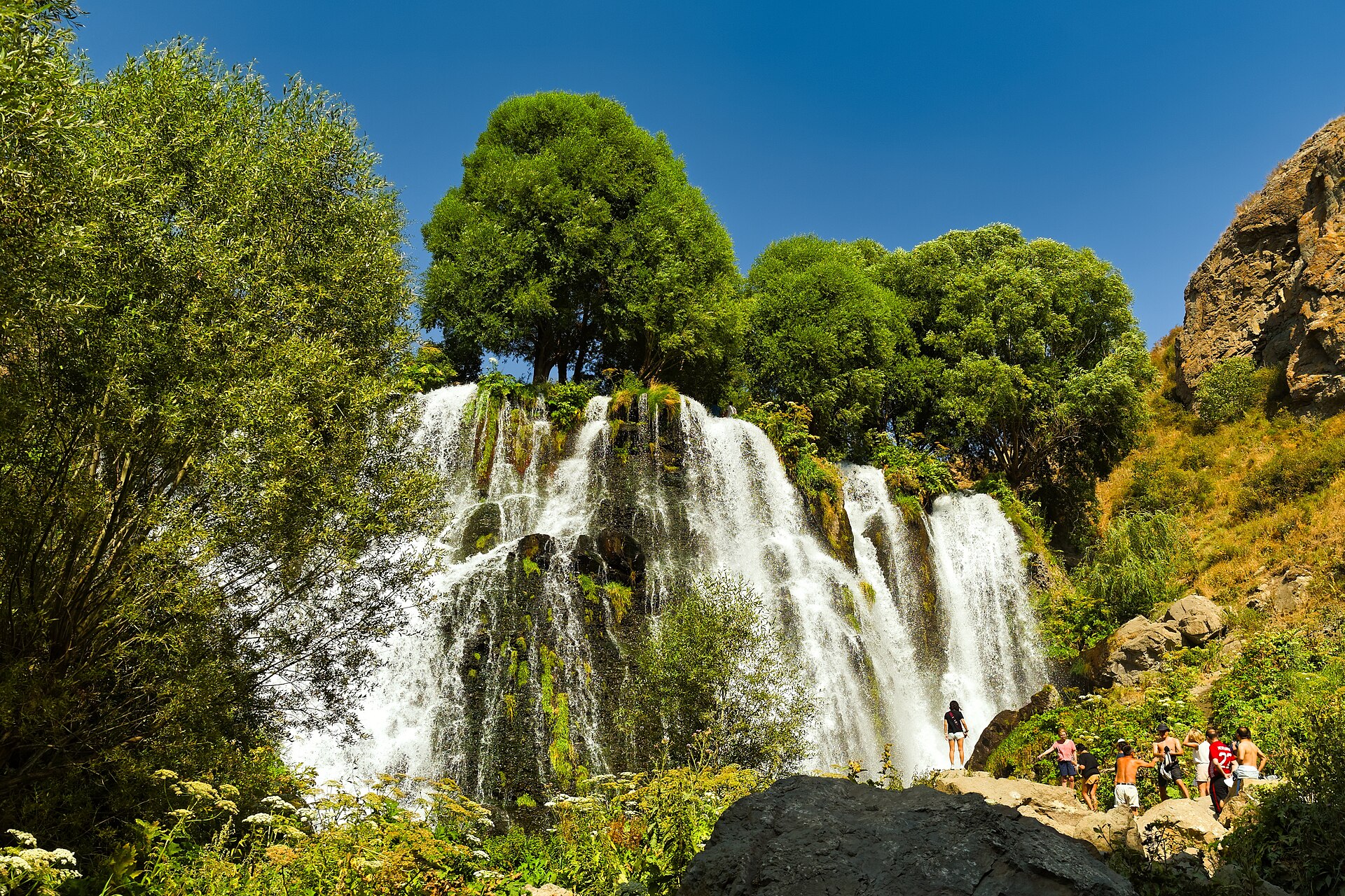 armenia shakiwaterfallp82408682350